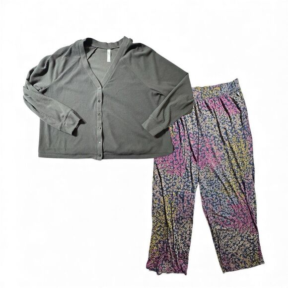 Cacique pahama set ribbed button up top floral pants grey Size 2X 22/24 - Picture 1 of 15